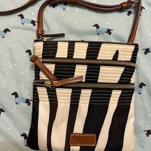 Dooney and Bourke cross body